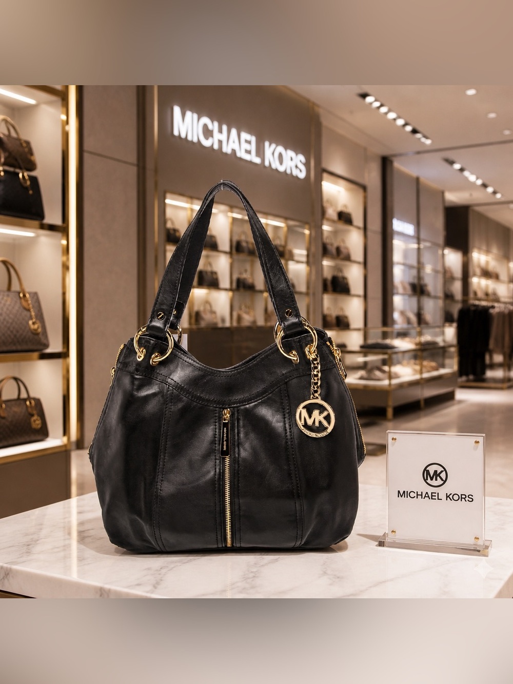 EUC  Michael Kors Moxley Black Leather Gold Zippers Details Shoulder Bag 🍒 - Picture 6 of 17